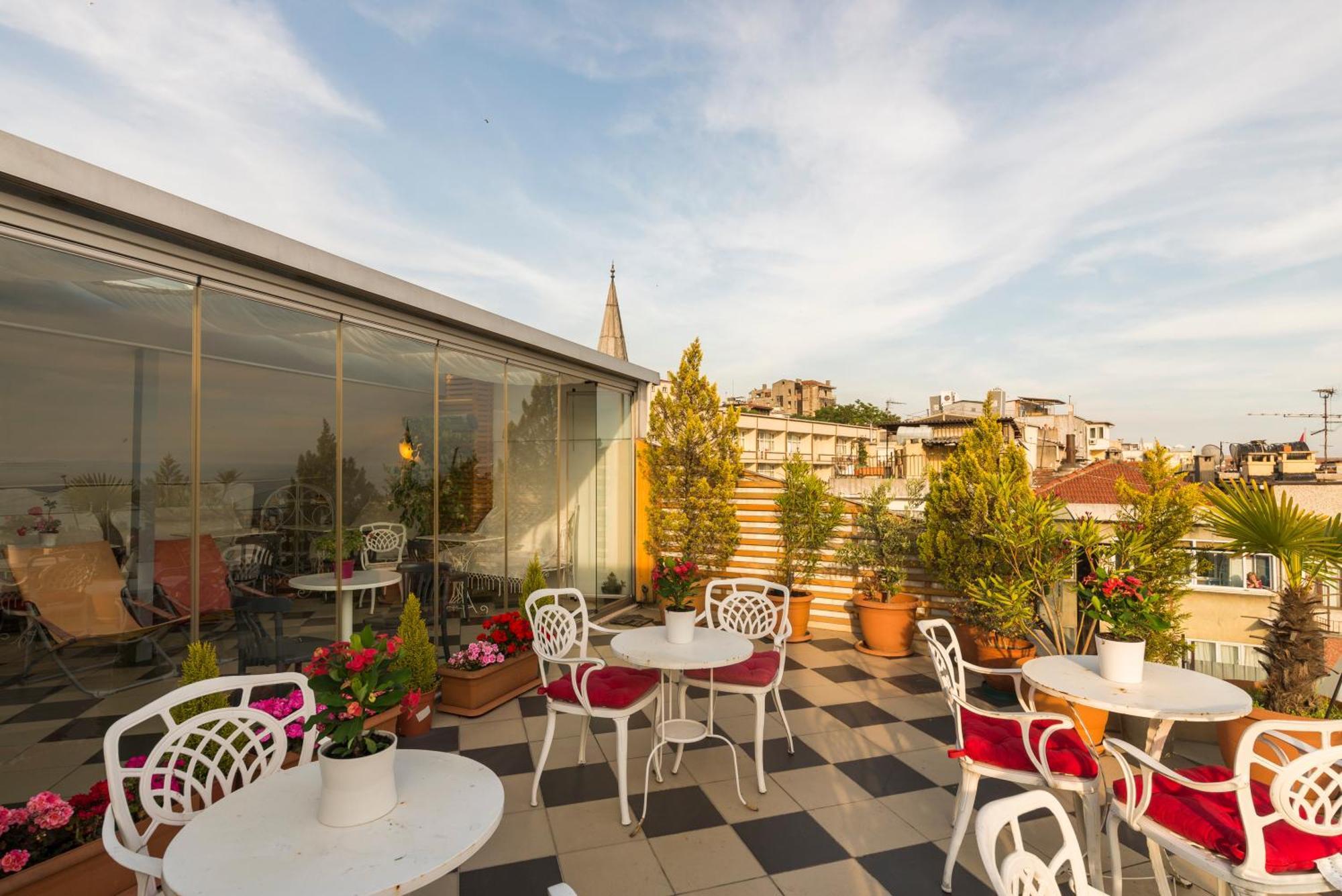 Istanbul Amedros Home Exterior photo
